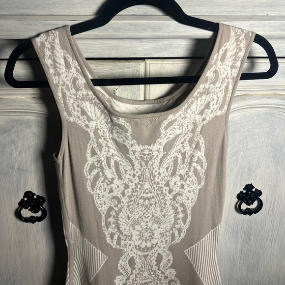 Yoana Baraschi Tan & Cream Knit Bodycon Embroidered Sweater Dress - Picture 4 of 6